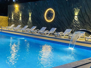 Karaoz Sapphire Bungalows