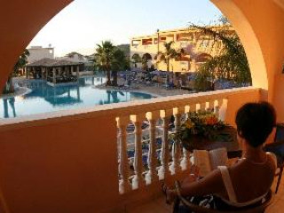 ZANTE VILLAGE HOTEL