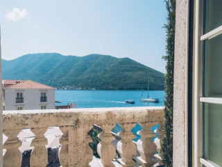 Heritage Grand Perast