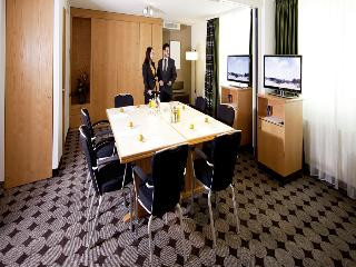 Mövenpick Hotel Nürnberg-Airport