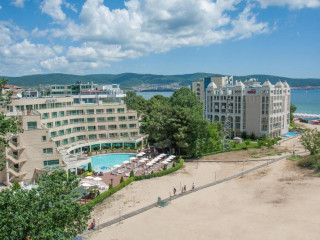 JERAVI BEACH