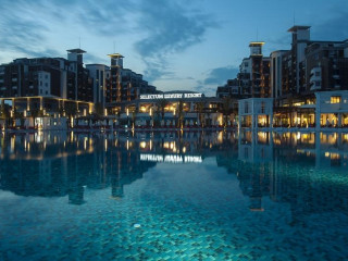 SELECTUM LUXURY RESORT