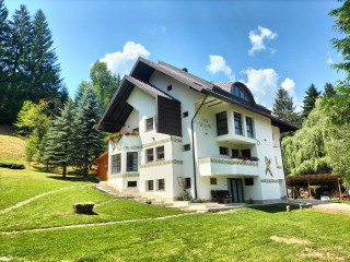 Casa Lucretia.. (Vama)