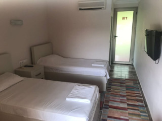 BURC HOTEL