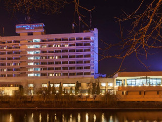 HOTEL CONTINENTAL FORUM ORADEA.