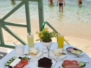 Thalassies Hotel