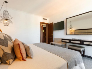 S'Argamassa Palace Suite