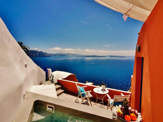 Chroma Suites Santorini