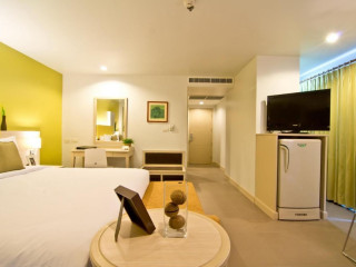 Sunshine Vista Hotel