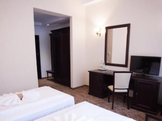 REDIU HOTEL amp; RESTAURANT