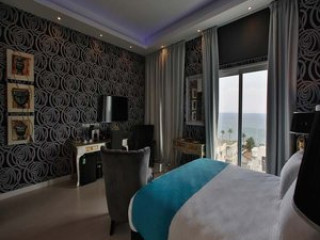 THE JOSEPHINE BOUTIQUE HOTEL
