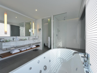 Ramee Grand Hotel and Spa