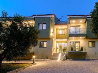 Eltina Hotel  (K)