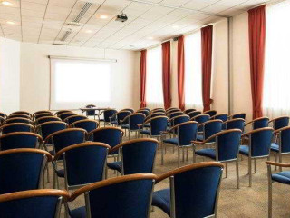 BEST WESTERN PLUS PARIS SACLAY