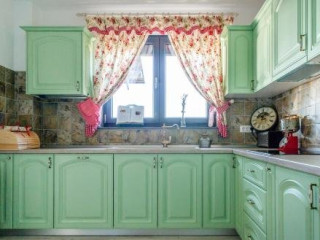 FLOARE DE CAMP AGROPENSIUNEA