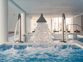 Aqvatonic Hotel