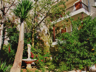 OASIS APARTMENTS