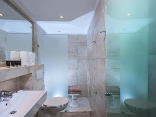 Matheo Villas amp; Suites