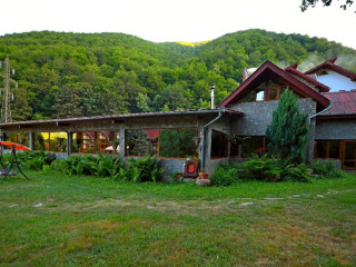Cabana Turistica Retezat (Rau de Mori) 