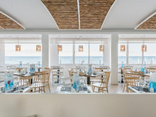 Atolon amp; Kaafu Beach Club