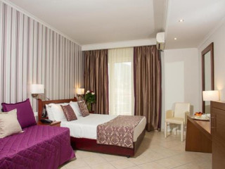Electra Rooms  Suites
