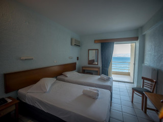 Pappas Hotel