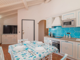 CELESTE HOUSE WITH POOL