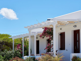 Mirabeli Suites