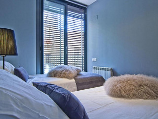 Gracia Pool Apartments Center