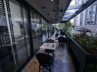 LIVINTON ISTANBUL ATASEHIR