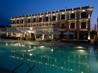 Roma Beach Resort & Spa