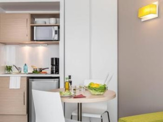 APARTHOTEL ADAGIO ACCESS PARIS REUILLY