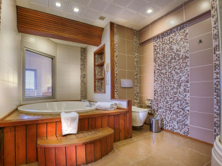 BEST WESTERN PLUS KONAK