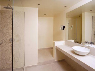 HOTEL 4 STELE - Program Social