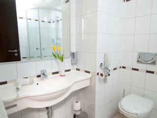 HOTEL RAPSODIA CITY CENTER