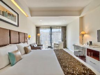THE GEORGE URBAN BOUTIQUE HOTEL