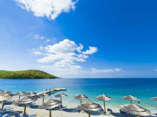 Adrina Beach