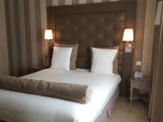 HÔTEL SAINT CYR ETOILE