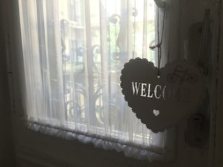 SHABBY CHIC APARTMENT