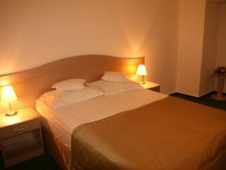 COMPLEX BRAN- BRAD- BEGA by Steaua De Mare