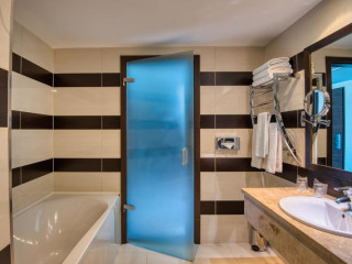 Aquaworld Resort Budapest