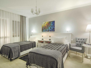 Rodina Suites