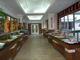 GRAND MIRAMOR HOTEL