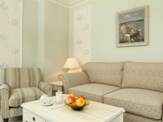 Villa Alegra (Kavarna) 3*
