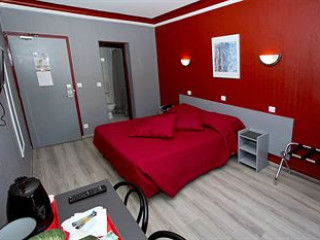 HIPOTEL PARIS VOLTAIRE BASTILLE