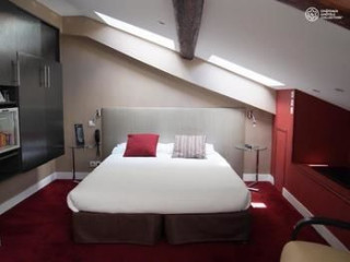 PORTE DE VERSAILLES HOTEL