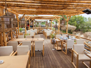 Elmi Suites Beach