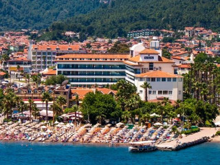 LETOILE HOTEL