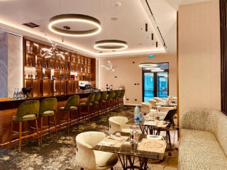 HOTEL ALEXANDRION EXPERIENCE ( fostul New Montana)