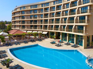 MENA PALACE